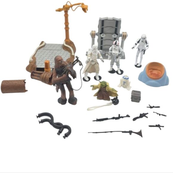 Star Wars Action Figure Bundle Chewbacca, Stormtroopers, Droids, Creatures Vtg - Picture 1 of 16